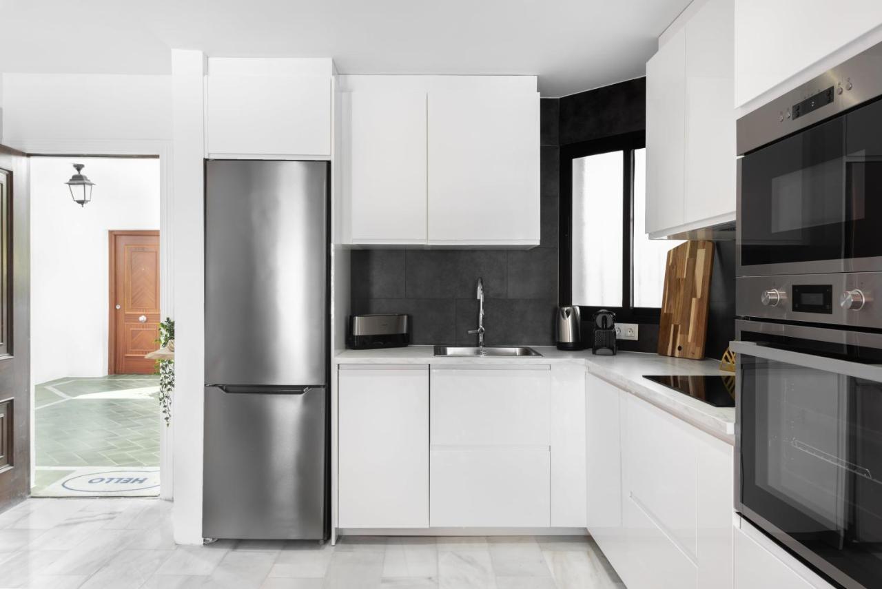 Two Bedroom Apartment In Puerto Banus With Terrace Marbella Bagian luar foto