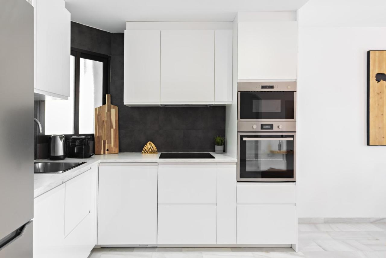 Two Bedroom Apartment In Puerto Banus With Terrace Marbella Bagian luar foto